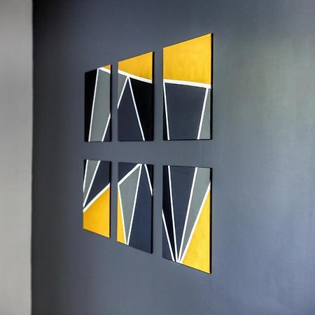 J-Mo Home - Magny - Moderne Et Chaleureux Екстериор снимка